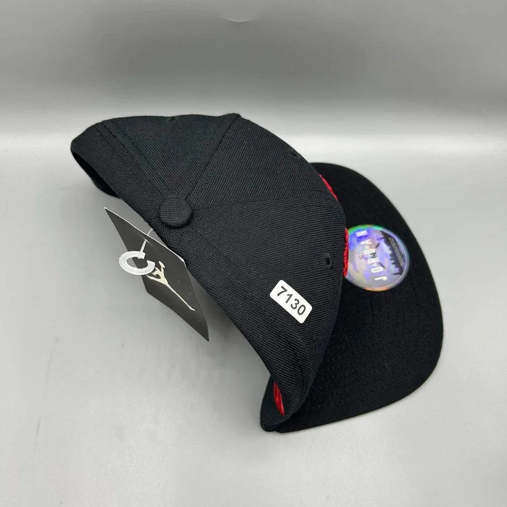 Air Jordan Banned Hat Men Black Red Embroidered Logo Jumpman Snap Back Cap New